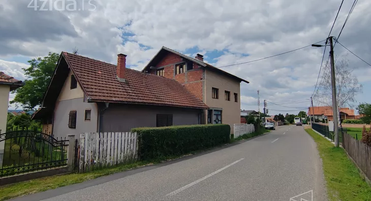 3-etažna kuća | 4zida