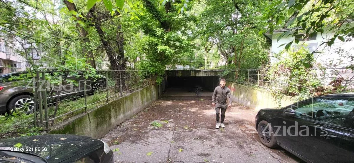 Garaža | 4zida