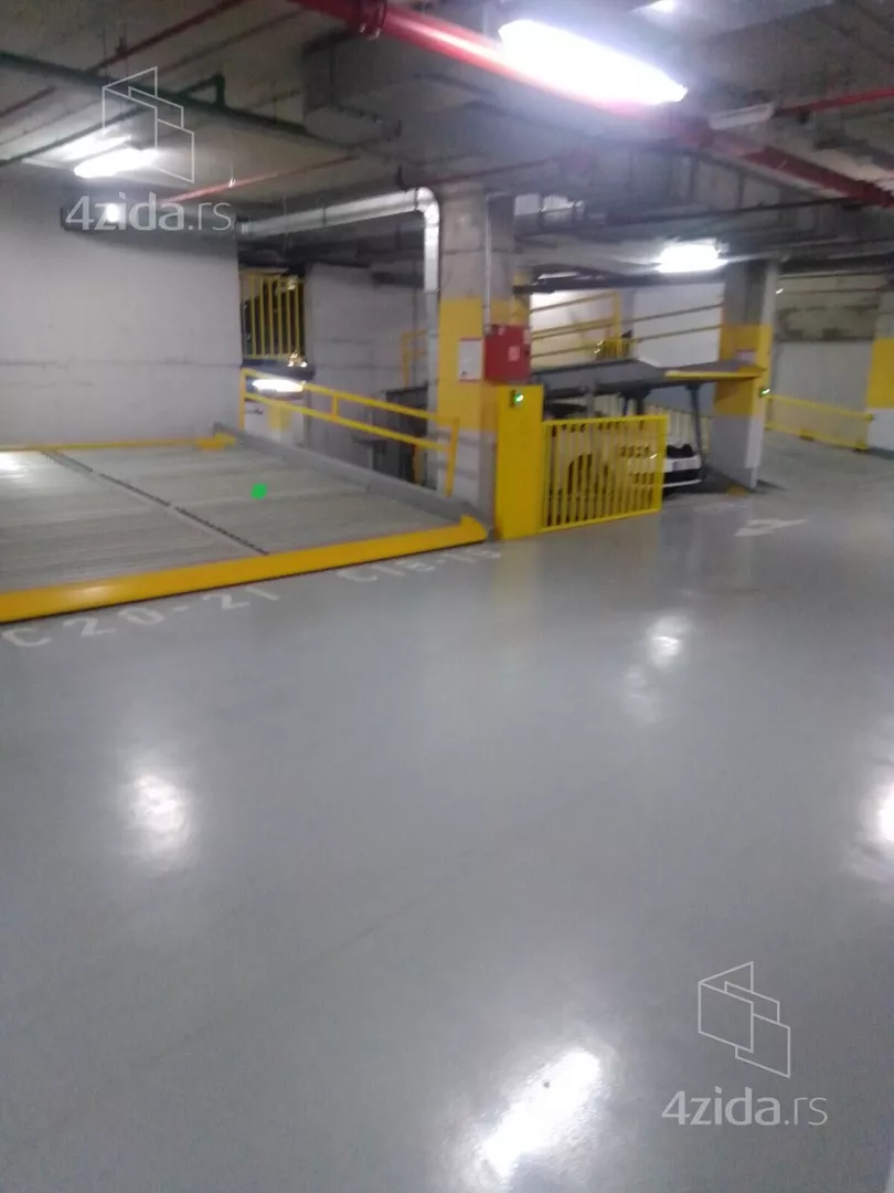 Garaža | 4zida