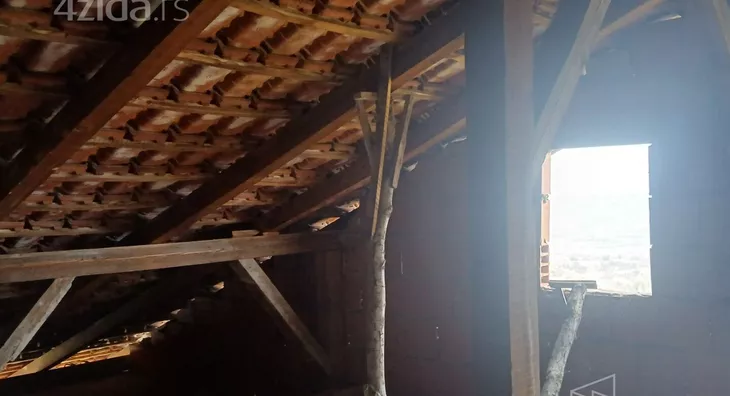 3-etažna kuća | 4zida