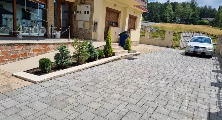 Turistički objekat | 4zida