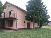 Sremska Mitrovica, Okolne lokacije, Manđelos | 4zida.rs | 4zida.rs