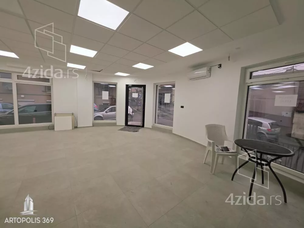 Poslovni prostor | 4zida