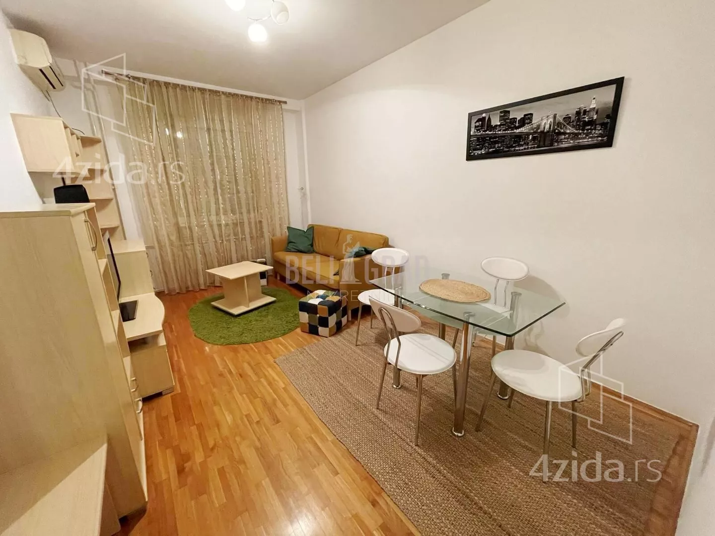 Jednoiposoban stan | 4zida