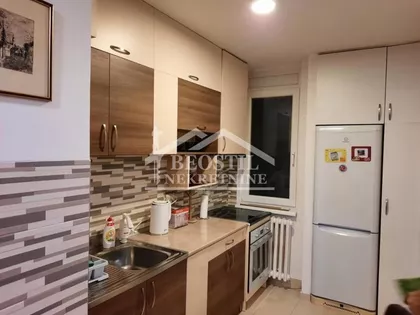 22. oktobra | 4zida.rs