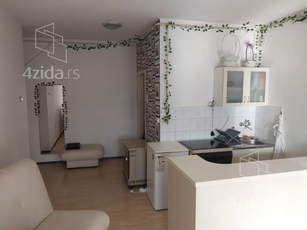 Garsonjera | 4zida