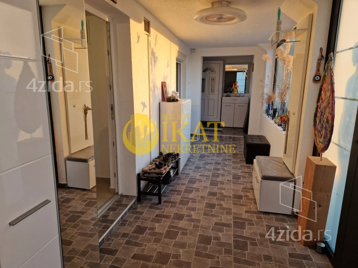 2-etažna kuća | 4zida