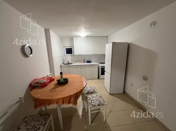 4-etažna kuća | 4zida