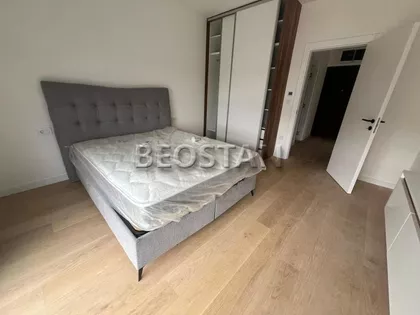 Pregrevica | 4zida.rs
