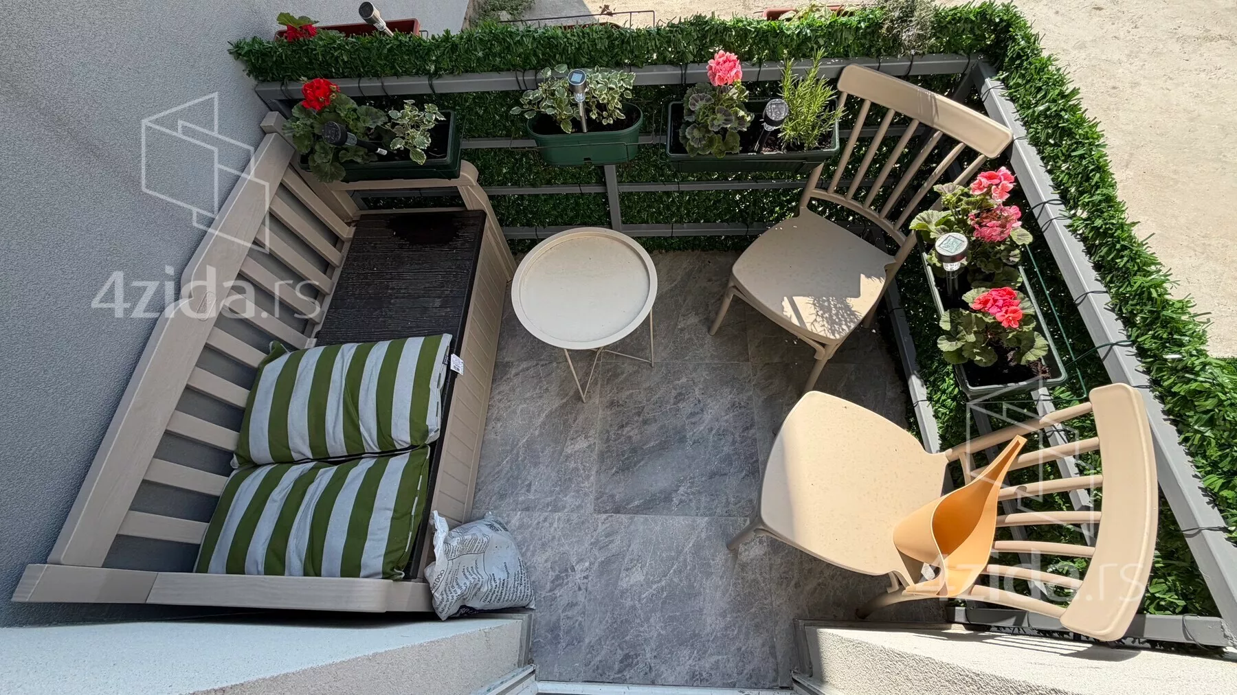 Dvoiposoban stan | 4zida