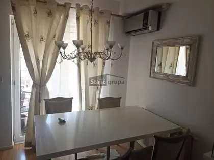 Vuka Karadžića | 4zida.rs