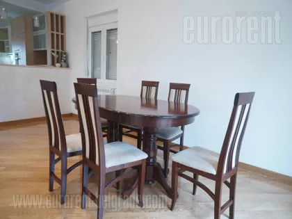 DEDINJE BELI DVOR | 4zida.rs