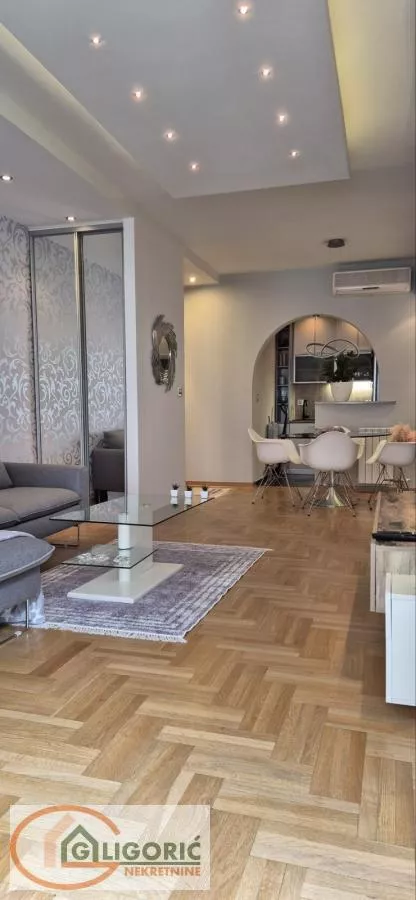 Crveni Krst Vračar | 4zida.rs