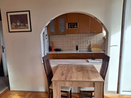 Jovanke Radaković 31 | 4zida.rs