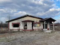 Gradske lokacije, Batočina | 4zida.rs