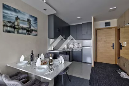 Radnička | 4zida.rs