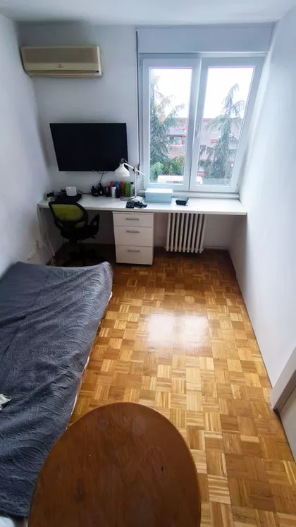 KRALJICE KATARINE | 4zida.rs