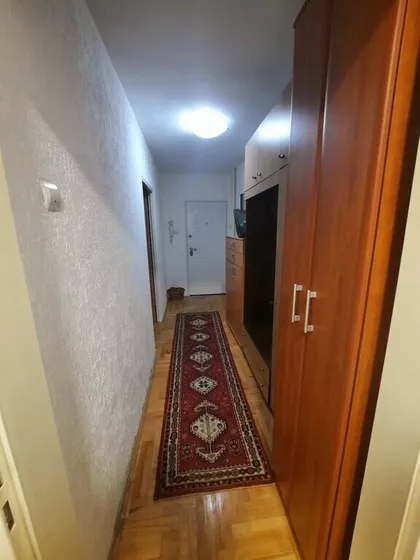 Nade Dimić | 4zida.rs
