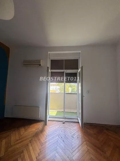 Beograđanka | 4zida.rs