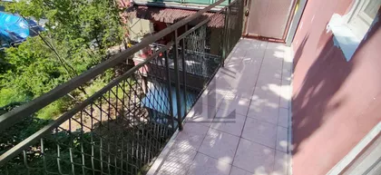 Petlovo Brdo | 4zida.rs