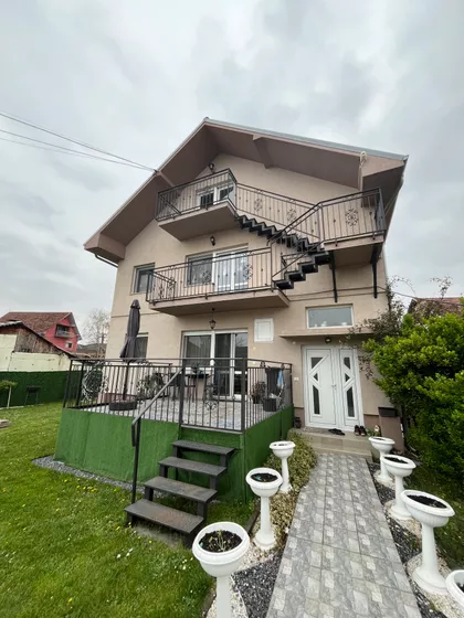 Veliko Polje | 4zida.rs