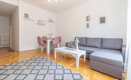 Lipov Lad | 4zida.rs