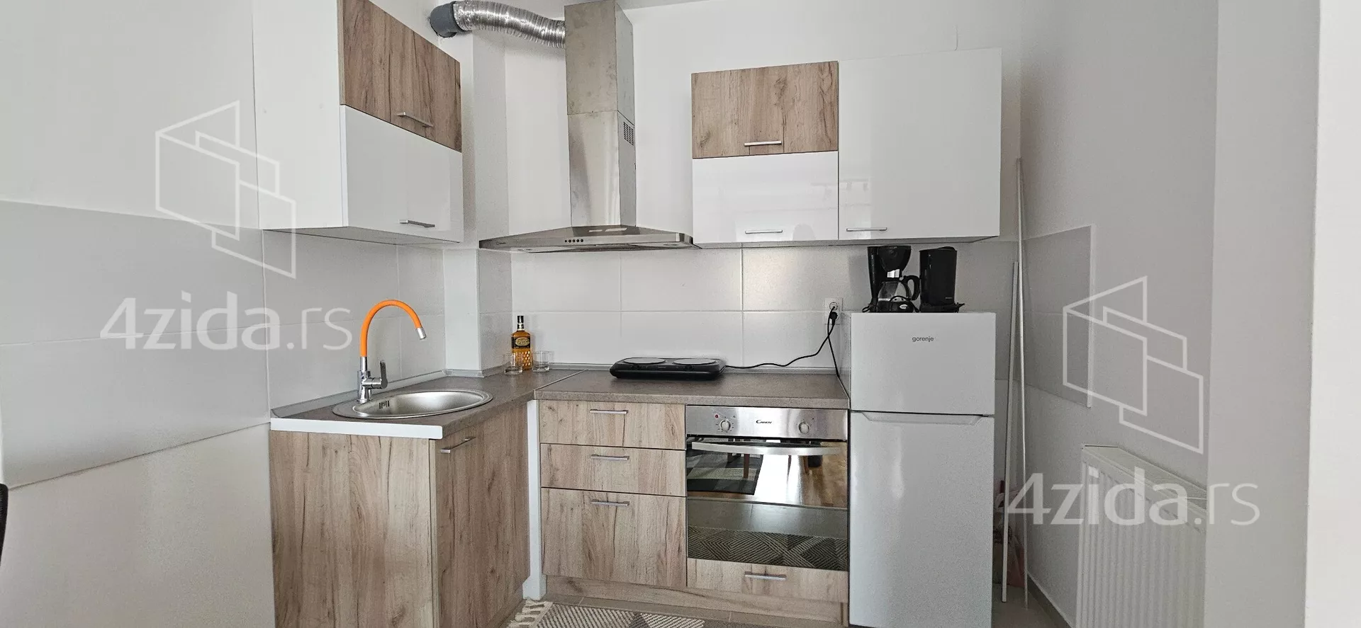 Jednoiposoban stan | 4zida