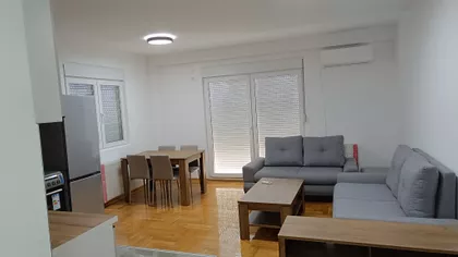 Miomira Hari Ristovića 1 | 4zida.rs
