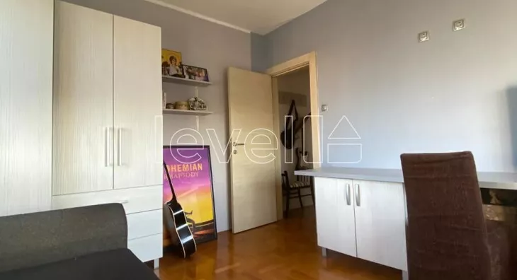 Šestosoban stan | 4zida