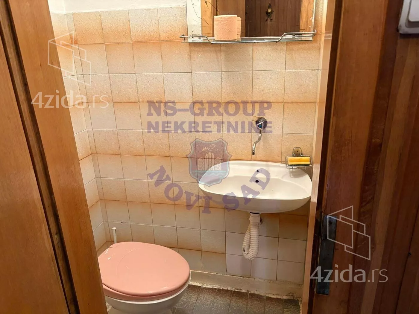 Petosoban stan | 4zida