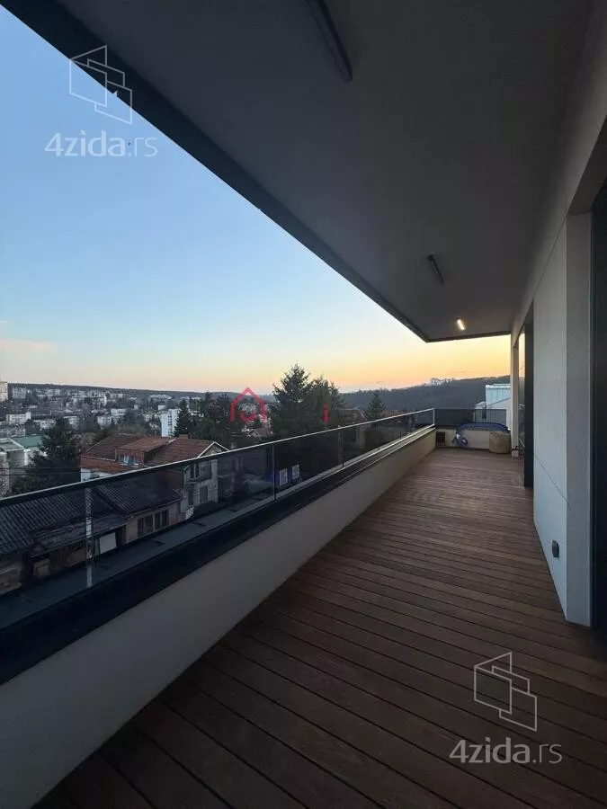 Petosoban stan | 4zida