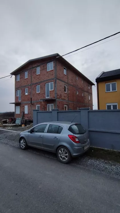 Lazara Popovića 15 | 4zida.rs