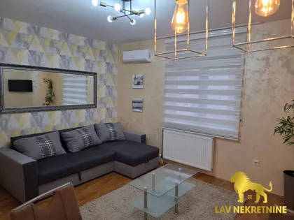 PETRA DRAPŠINA | 4zida.rs