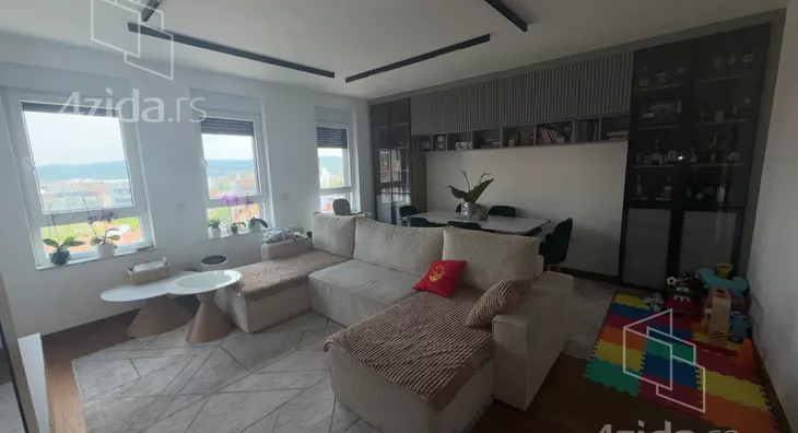 Dvoiposoban stan | 4zida