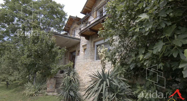 Kuća | 4zida