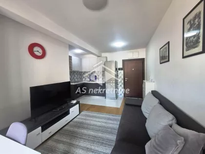 Zeleni Venac | 4zida.rs