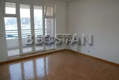 Bulevar Arsenija Carnojevica