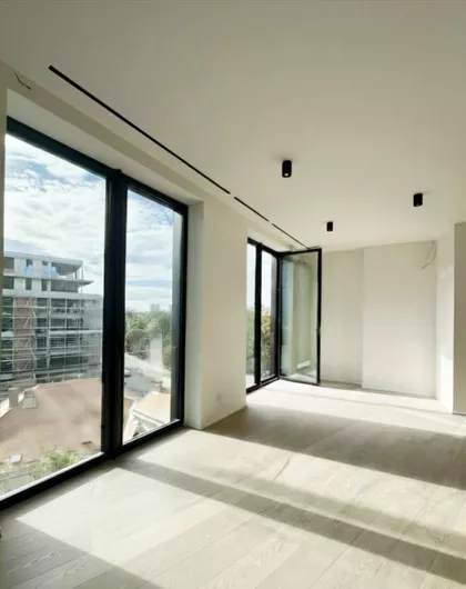 Cara Uroša bb | 4zida.rs