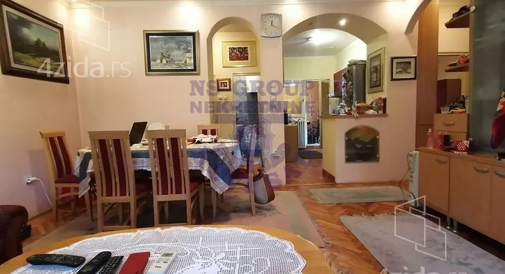 Troiposoban stan | 4zida