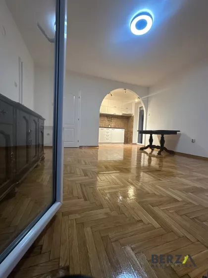 Cara Dušana | 4zida.rs