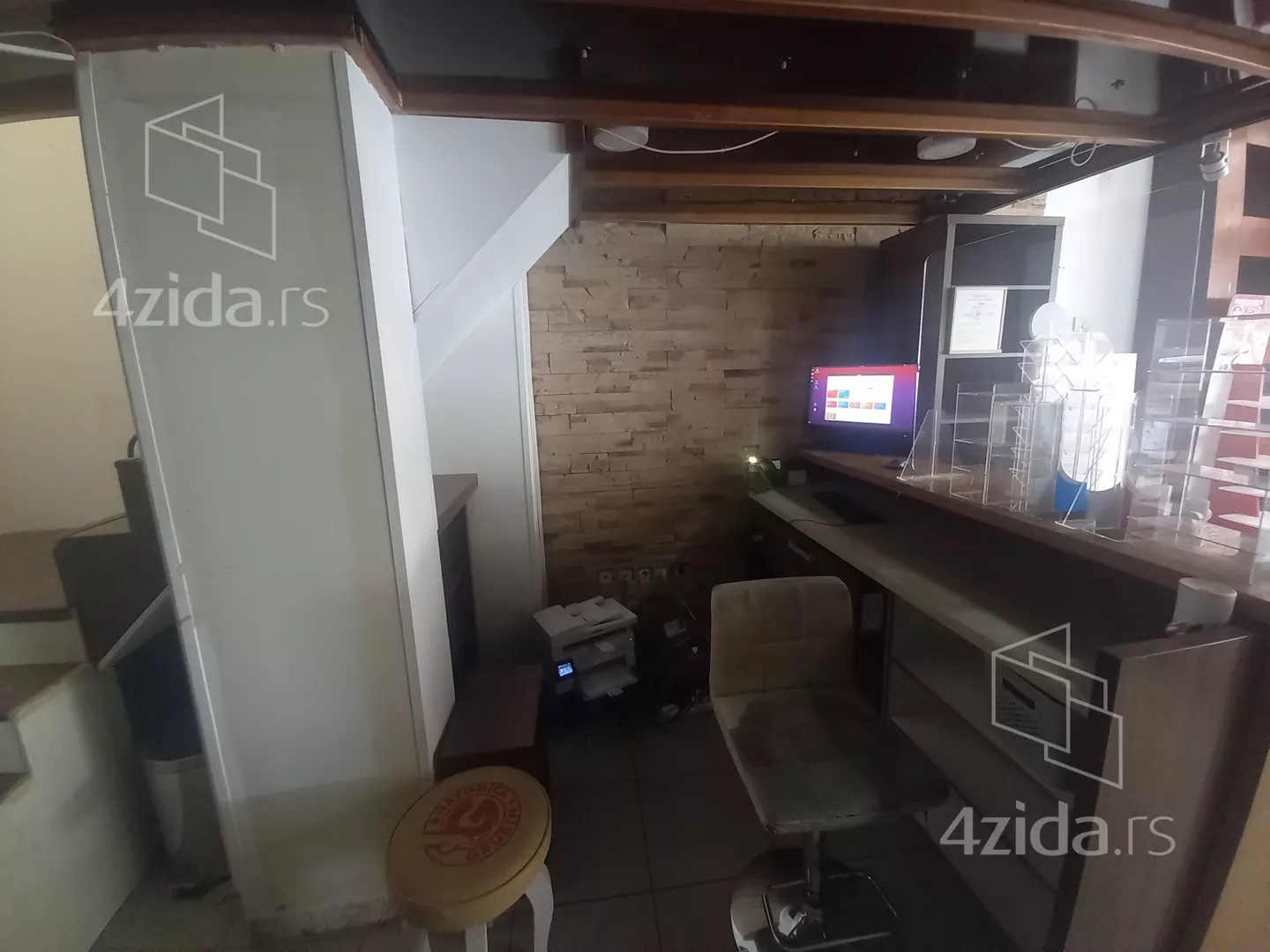 Lokal | 4zida
