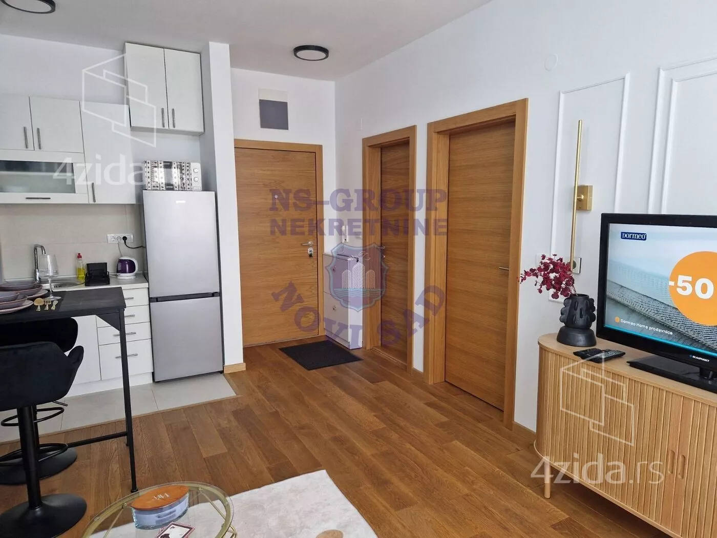 Jednoiposoban stan | 4zida