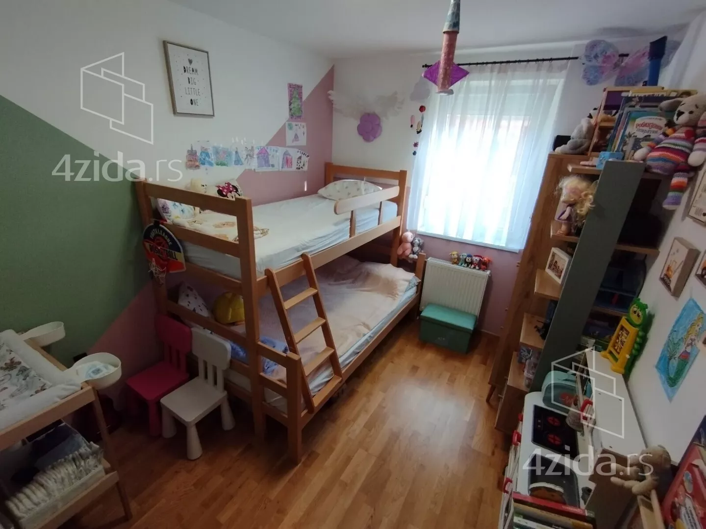 Dvoiposoban stan | 4zida