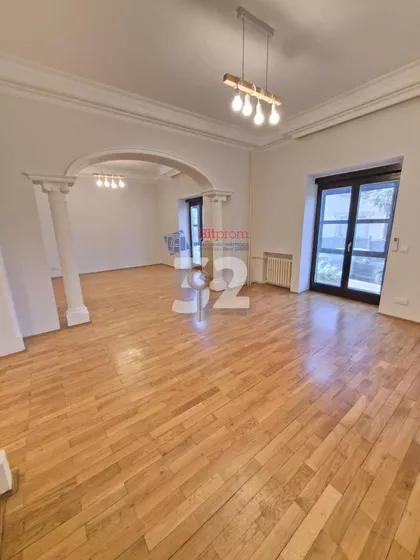 Autokomanda | 4zida.rs