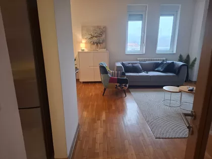 LESKOVACKA | 4zida.rs