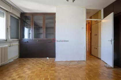 Crveni Krst Vračar | 4zida.rs