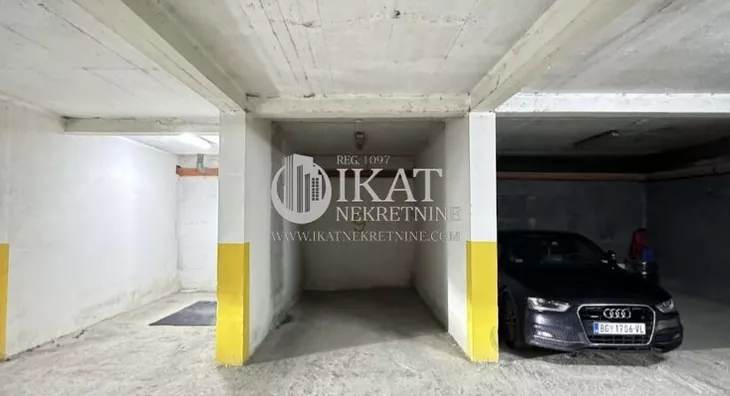 Garaža | 4zida