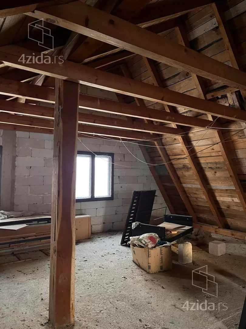 3-etažna kuća | 4zida