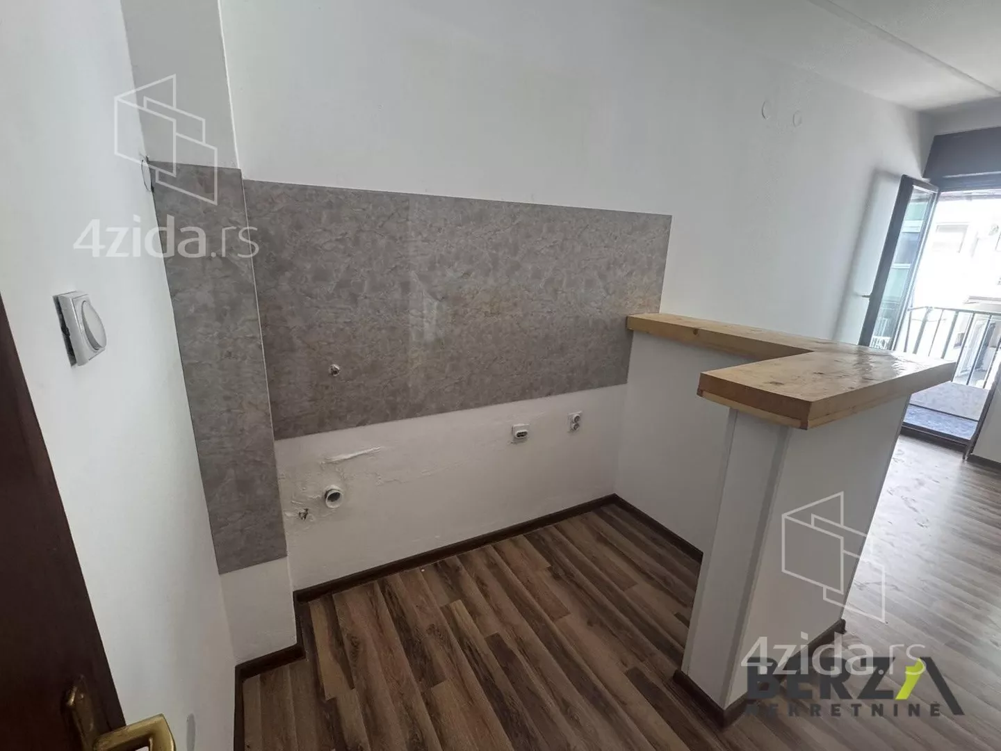Garsonjera | 4zida