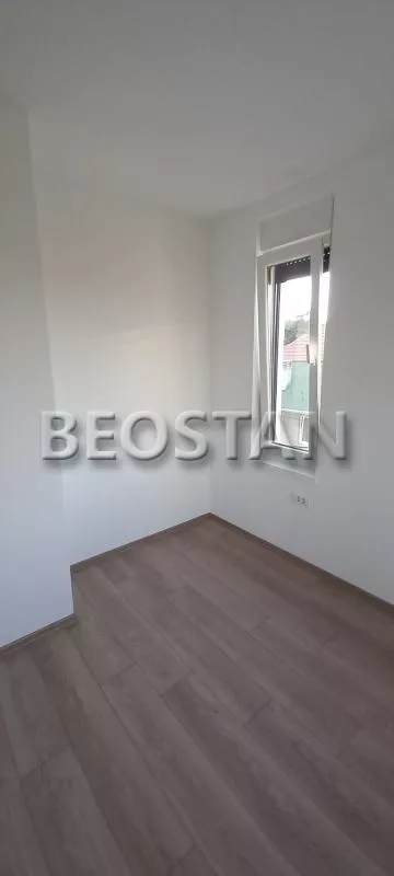 Miljakovacke Staze | 4zida.rs